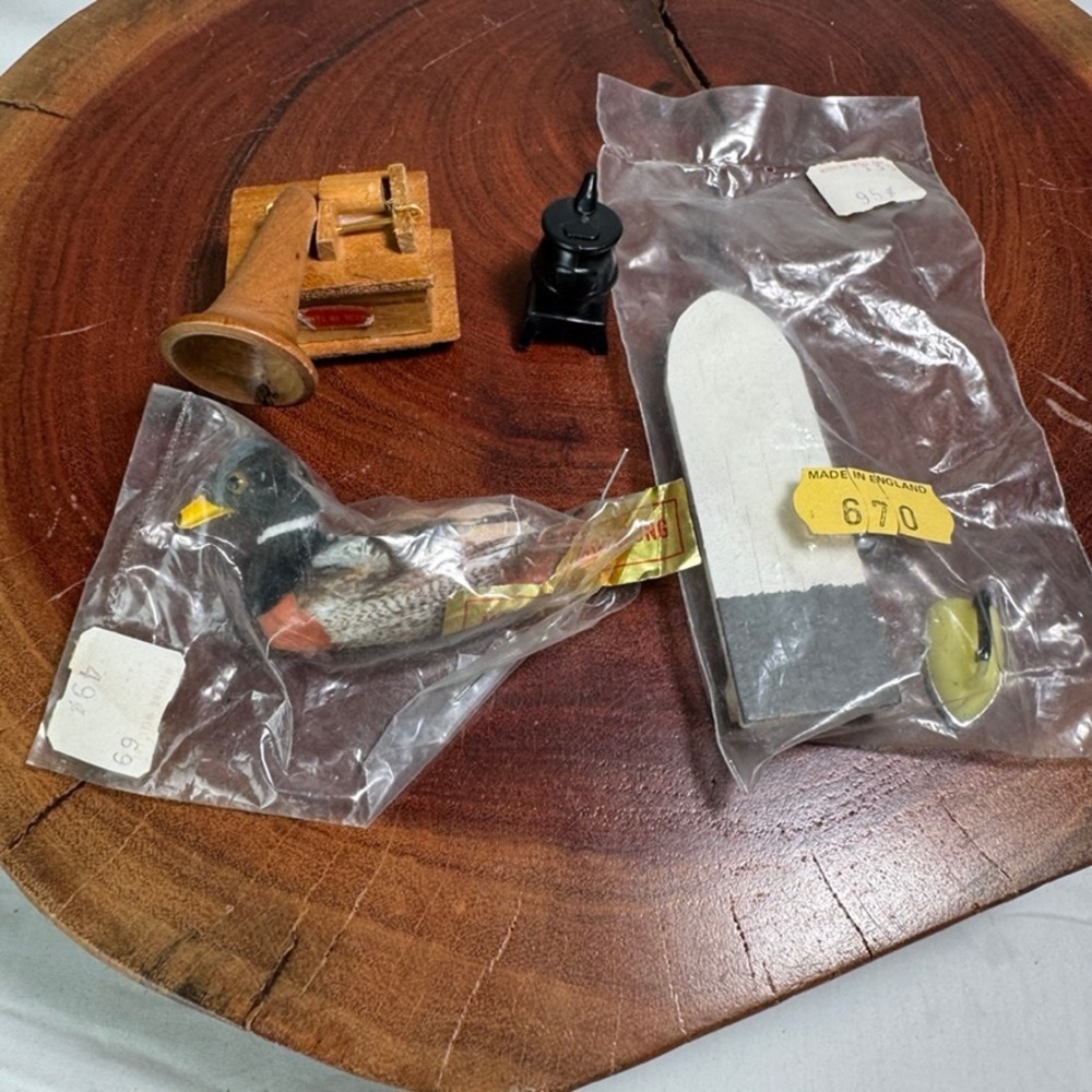 Vintage Dollhouse Miniatures Lot Duck Stove Coffee Mill Ironing Board England
